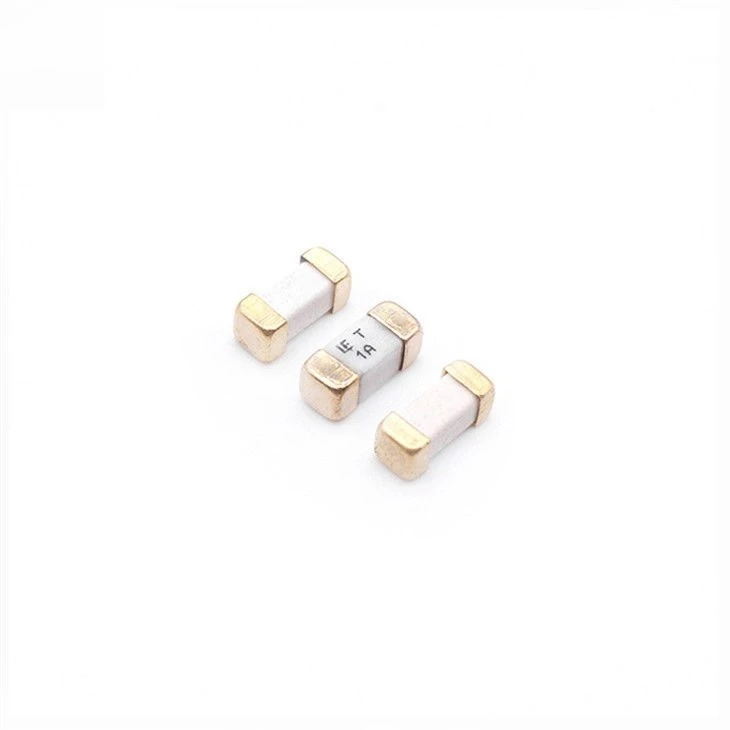6125 2410 1812 SMD Fuse Element Square Brick Electronic Component Time Lag Fuse high quality